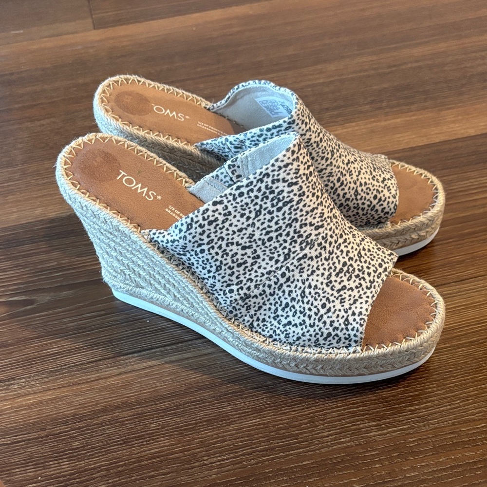 TOMS Women's Speckled Wedge Sandals
